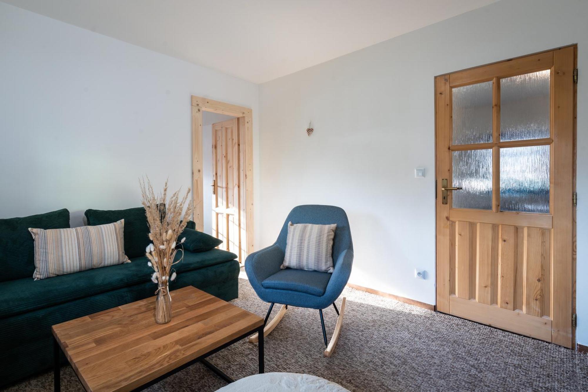 Piemonti Besenova Apartment Екстериор снимка
