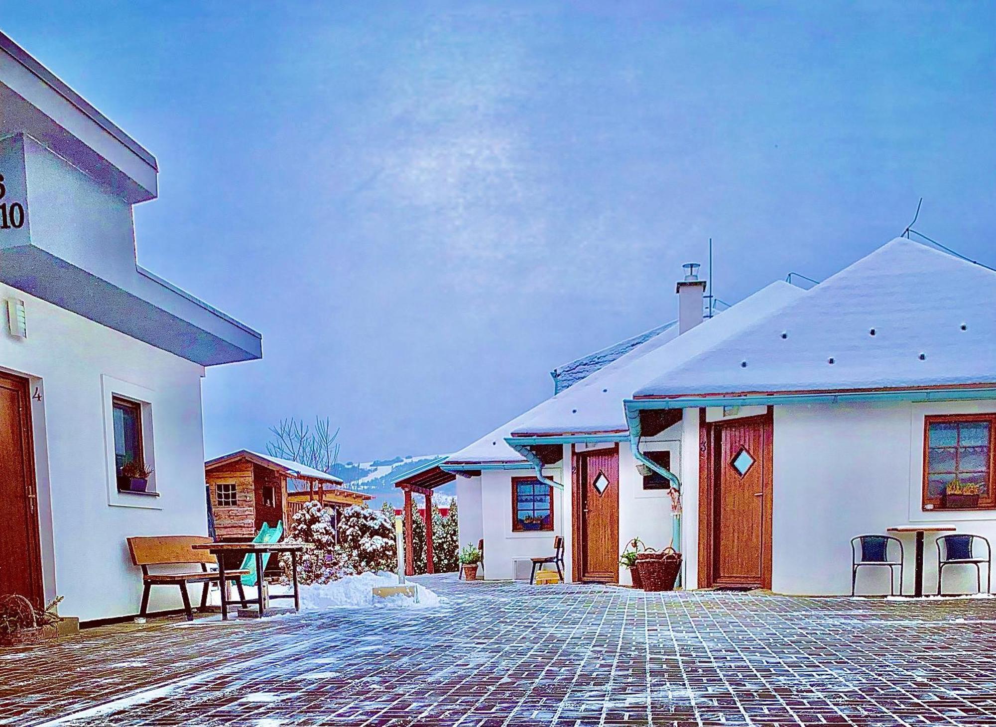 Piemonti Besenova Apartment Екстериор снимка
